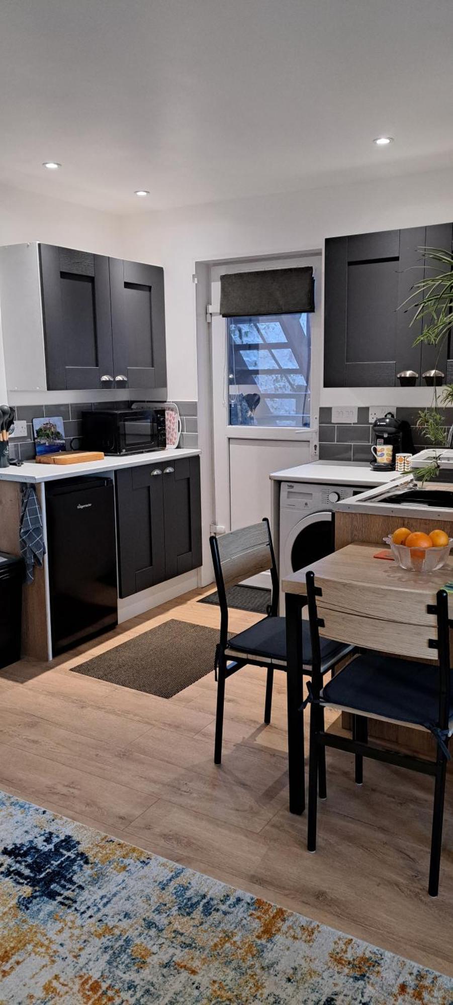 Modern Studio Apartment With Outstanding Views, Sleeps 2 นิวลิน ภายนอก รูปภาพ