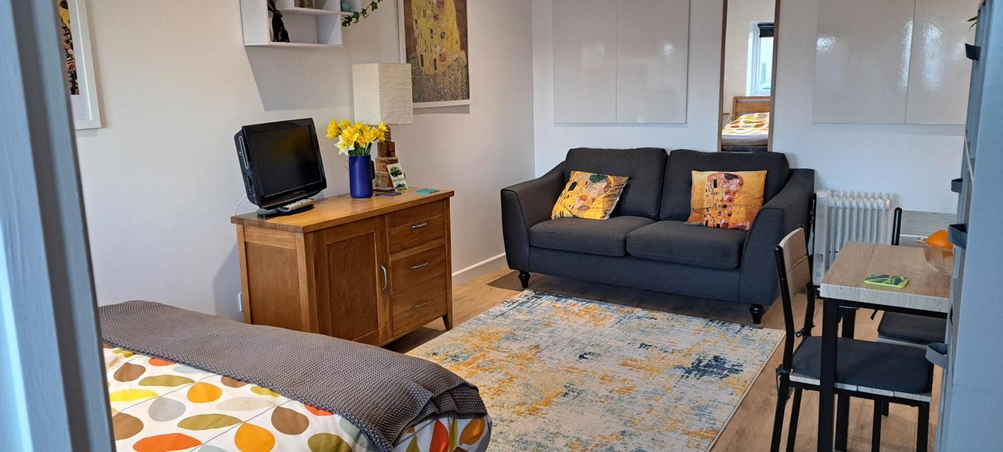 Modern Studio Apartment With Outstanding Views, Sleeps 2 นิวลิน ภายนอก รูปภาพ